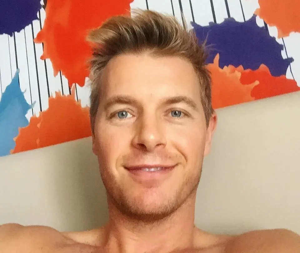 Watch The Flash Actor Rick Cosnett Comes Out As Gay Edge United States