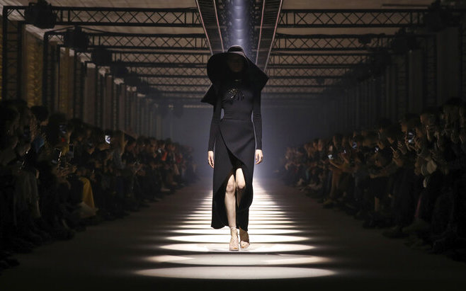 Paris Fashion Week. Louis Vuitton Fall-Winter 2020/2021 - Beautiful  Lifestyle Magazine