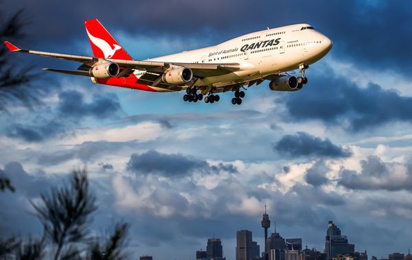 Qantas Expects to Start International Flights in October