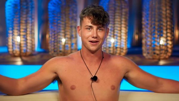 Aussie Hunk Harry Jowsey Joins New MTV Dating Show 'Match Me If You Can' 