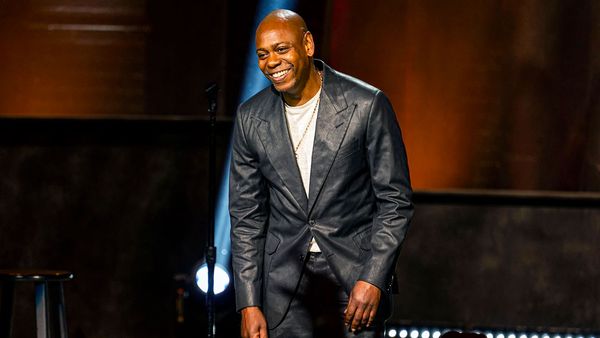 Chappelle Shades Hannah Gadsby While Taking Hard Line about Trans Controversy