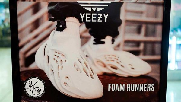 Adidas Yeezy - Wikipedia