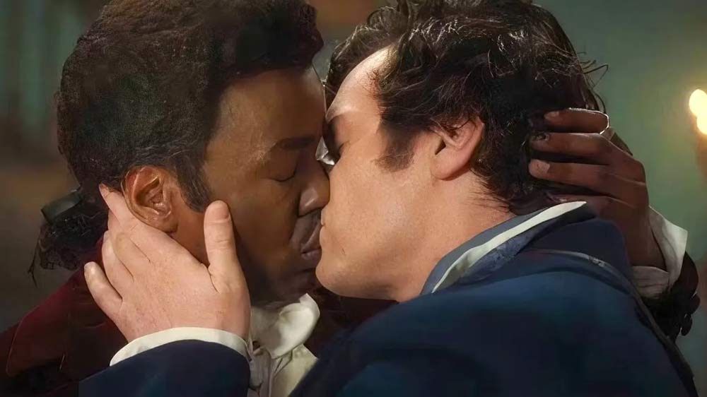 BBC Not Entertaining Complaints Over 'Doctor Who' Gay Kiss