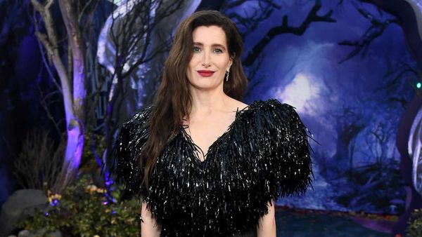 Gay Instagram Embraces Kathryn Hahn as She Makes Inaugural Post