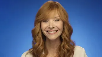 Watch: Lisa Kudrow Announces the Return of 'The Comeback' to HBO
