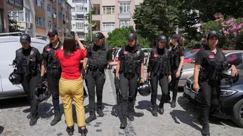 Turkish Police Detain over 50 People in Crackdown on Istanbul Pride March