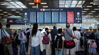 A Strike by Air Traffic Controllers Is Disrupting Travel To, From and Over France