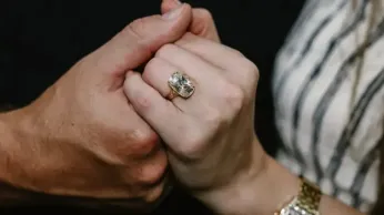 Taylor Swift Stuns With Vintage-Inspired Engagement Ring Designed by Kindred Lubeck